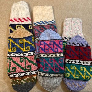 HAND KNITTED SOCKS Christmas Gift For Loved Ones Warm Soft Hand-Made Super Cool